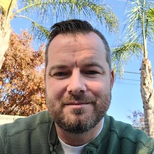 Meet your Posher, Victor